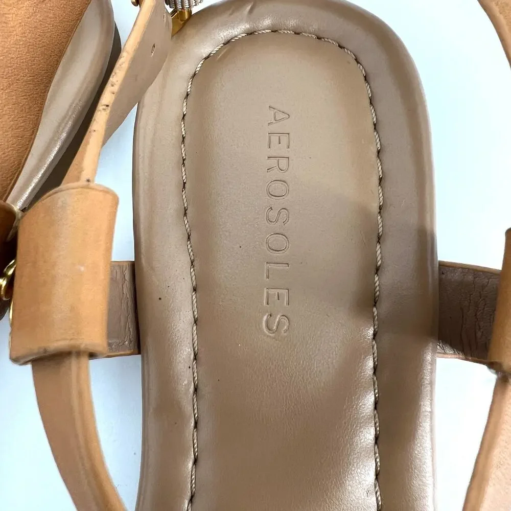 Aerosoles Carmina T Strap Flat Sandals Camel with Gold Accents Size 11
